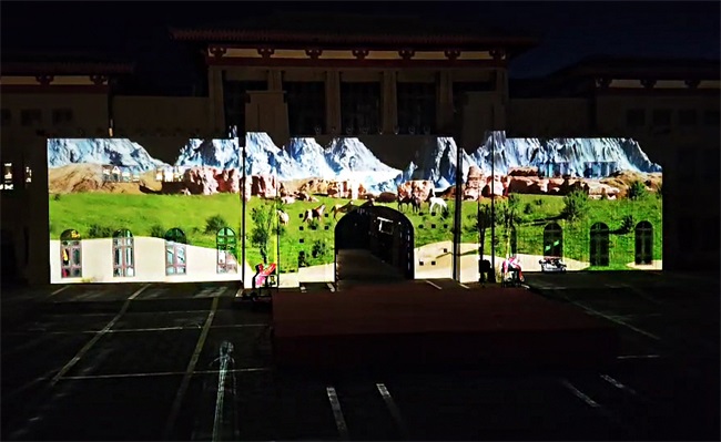 The Wensu Ancient City Projection Show uses the Wincomnke Krinda projector