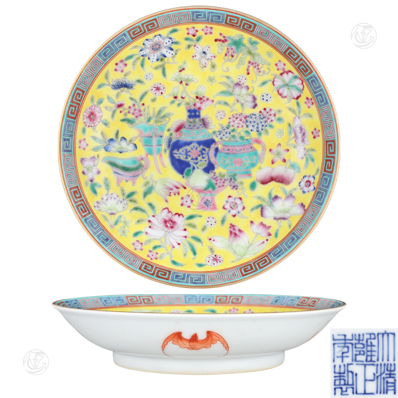 清代大清雍正年制款珐琅彩博古花(huā)卉赏盘